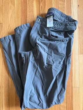 Patagonia Men's Slate Gray Lightweight hiking pants